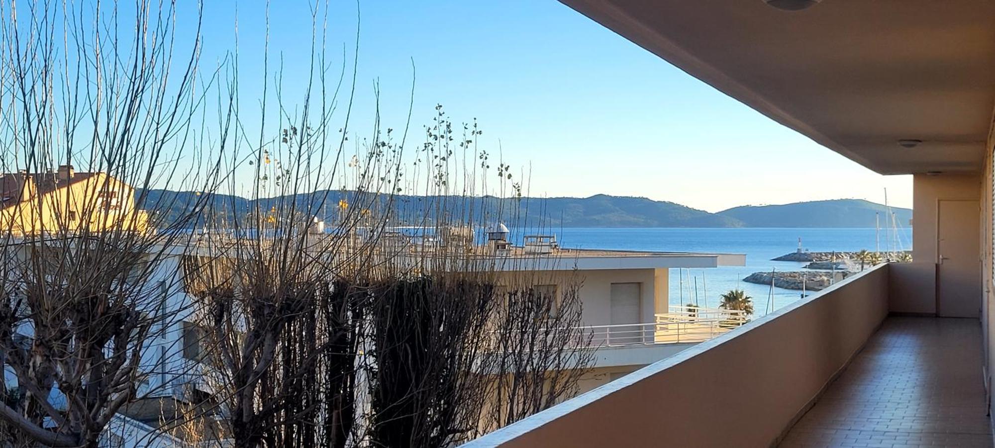 Appart T3 A 50 M De La Plage Cavalaire-sur-Mer Eksteriør bilde